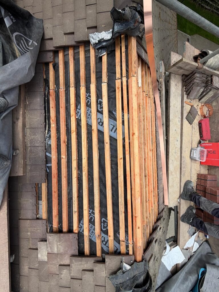 Amvi Roofing West London - Roof stripped & re-battened
