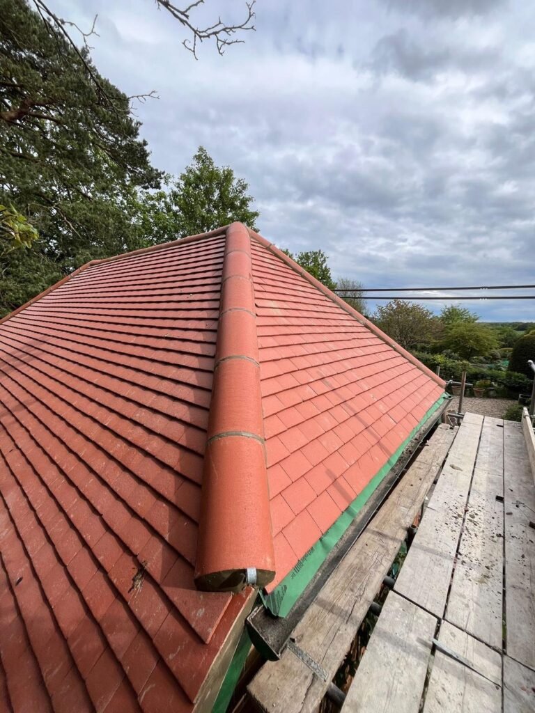 Amvi Roofing West London - New roof - ridge detail